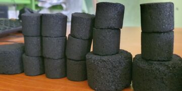 ENVIRONNEMENT : Abdoulaye Aly Camara, promet de construire 1000 salles de classe à travers les déchets plastiques dans l’espace de trois mois!