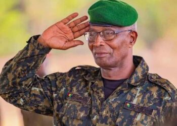 Fête de la création de l’armée guinéenne: Bah Oury salue le respect et la gratitude des Forces armées