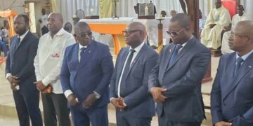 Paroisse Saint Augustin de Taouyah: Le collectif d’anciens ministres formulent des prières pour le Président Doumbouya