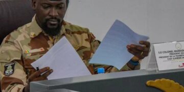 Guinée: L’étau se resserre sur les stages, séminaires et ateliers des cadres de l’administration publique à l’extérieur