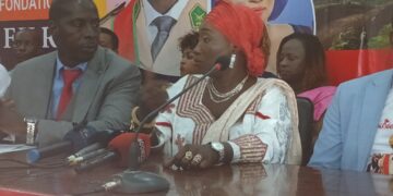 Guinée: Un collectif d’enseignants défend les acquis de la transition