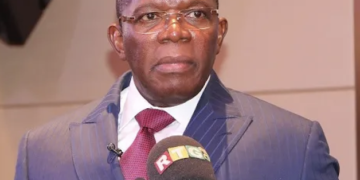 Me Sidiki Bérété alerte sur l’état de santé de Kassory: “Il est sous traitement intensif…il n’y a pas d’équipements pour le soigner”