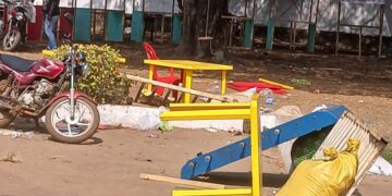 Le Belvédère en cours de déguerpissement : un bulldozer de l’État prend possession des lieux