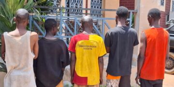 Dubreka : Cinq présumés bandits, dont un militaire radié, arrêtés lors d’une opération de la BAC
