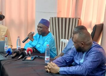 Mbany Sangaré du RPG arc-en-ciel affiche son soutien au président de la transition Mamadi Doumbouya