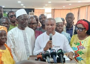 Candidature de Mamadi Doumbouya: Plusieurs partis politiques lancent L’Alliance des Forces Patriotiques