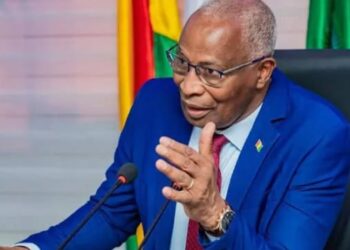 Dialogue politique: “Je suis en contact avec tout le monde…” dixit le PM Bah Oury