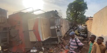 Alerte info-Accident ferroviaire à Conakry : un train de la compagnie Rusal entre en collision avec un camion à Kakimbo