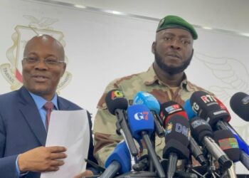 Guinée : le Général Amara Camara justifie le retrait de plusieurs permis miniers