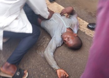 Kaloum : Un homme grièvement blessé retrouvé dans un égout à ciel ouvert sur la corniche