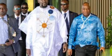 Polémique autour de l’enrôlement de Cellou Dalein : le pouvoir de Conakry clarifie les règles
