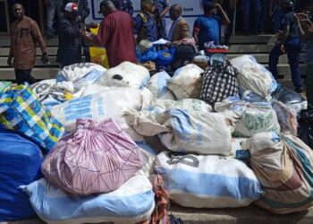 Guinée : Saisie record de drogue à Boulbinet, 17 personnes interpellées par les Services spéciaux