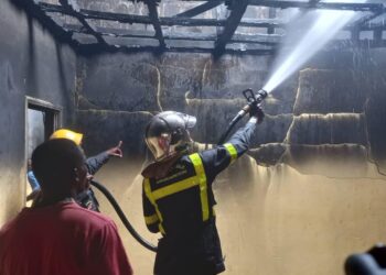 Faranah : le domicile du journaliste Lanciné Banfélé Camara ravagé par un incendie