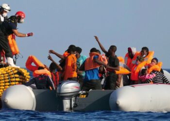 Mauritanie : 76 migrants guinéens secourus à Nouadhibou après 12 jours de dérive en mer