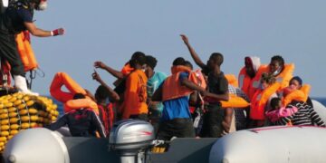 Mauritanie : 76 migrants guinéens secourus à Nouadhibou après 12 jours de dérive en mer