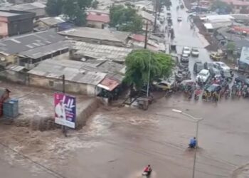 Tragédie à Dabondy École : deux morts emportés par les eaux, les habitants interpellent l’État