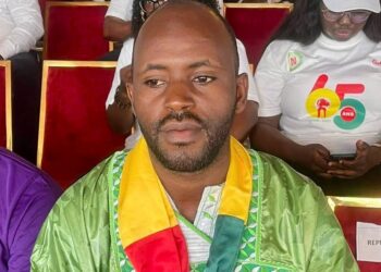 “La crise de liquidité qui étouffe l’économie de la Guinée : agir avant l’asphyxie” ( Par l’activiste Alpha BAYO)