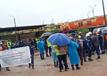 Matoto : les travailleurs de Rusal CBK manifestent contre le non-respect de la convention collective