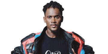 Côte d’Ivoire : Black M sanctionné pour usage du téléphone au volant