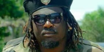 Affaire Singleton : le constat à Toguiron achevé, l’artiste sous surveillance policière (Source mediaguinee)
