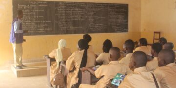 Rentrée scolaire 2025-2026 : forte mobilisation au collège Yaguine et Fodé de Yimbaya