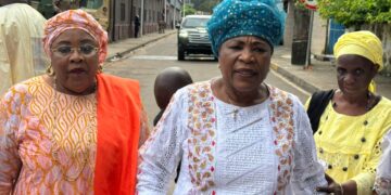 Présidentielle 2025 : Hadja Makalé Camara dépose sa candidature à la Cour suprême