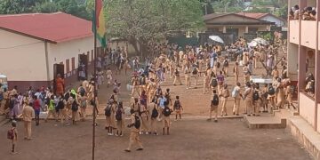Mouvement de grève dans l’éducation : les écoles de Yimbaya fortement perturbées malgré les réserves du SLECG