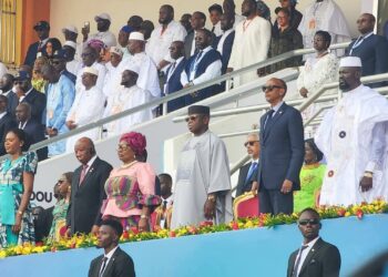 Investiture de Mamadi Doumbouya : un appel solennel à l’unité nationale pour bâtir la Guinée de la Cinquième République