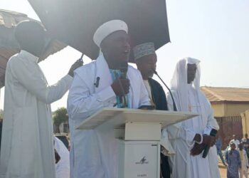Aïd El-Fitr à Kindia : l’Imam Elhadj Karamba Diaby appelle à la solidarité et à la cohésion sociale