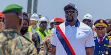 Pâques : le président Mamadi Doumbouya appelle à l’unité et au renouveau