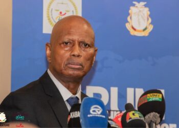 Coup de sanction dans les médias : la HAC suspend “Guinée Today” et deux journalistes pour trois mois