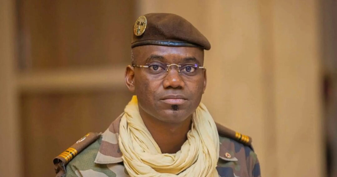 Attaque terroriste au Mali : le ministre de la Défense Sadio Camara succombe à ses blessures