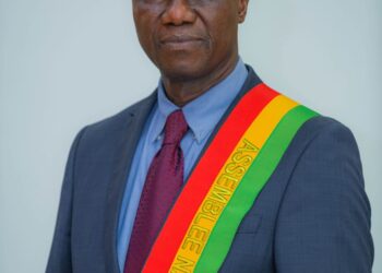 Assemblée nationale : l’honorable Sékou Samoura voit dans son véhicule de service un outil au service des populations