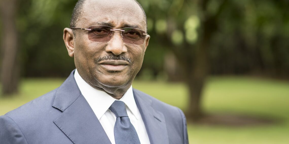 Décès à Paris de Sidya Touré, ancien Premier ministre guinéen ( Notre rédaction vous retrace le parcours de l’homme)