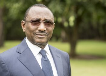 Décès à Paris de Sidya Touré, ancien Premier ministre guinéen ( Notre rédaction vous retrace le parcours de l’homme)